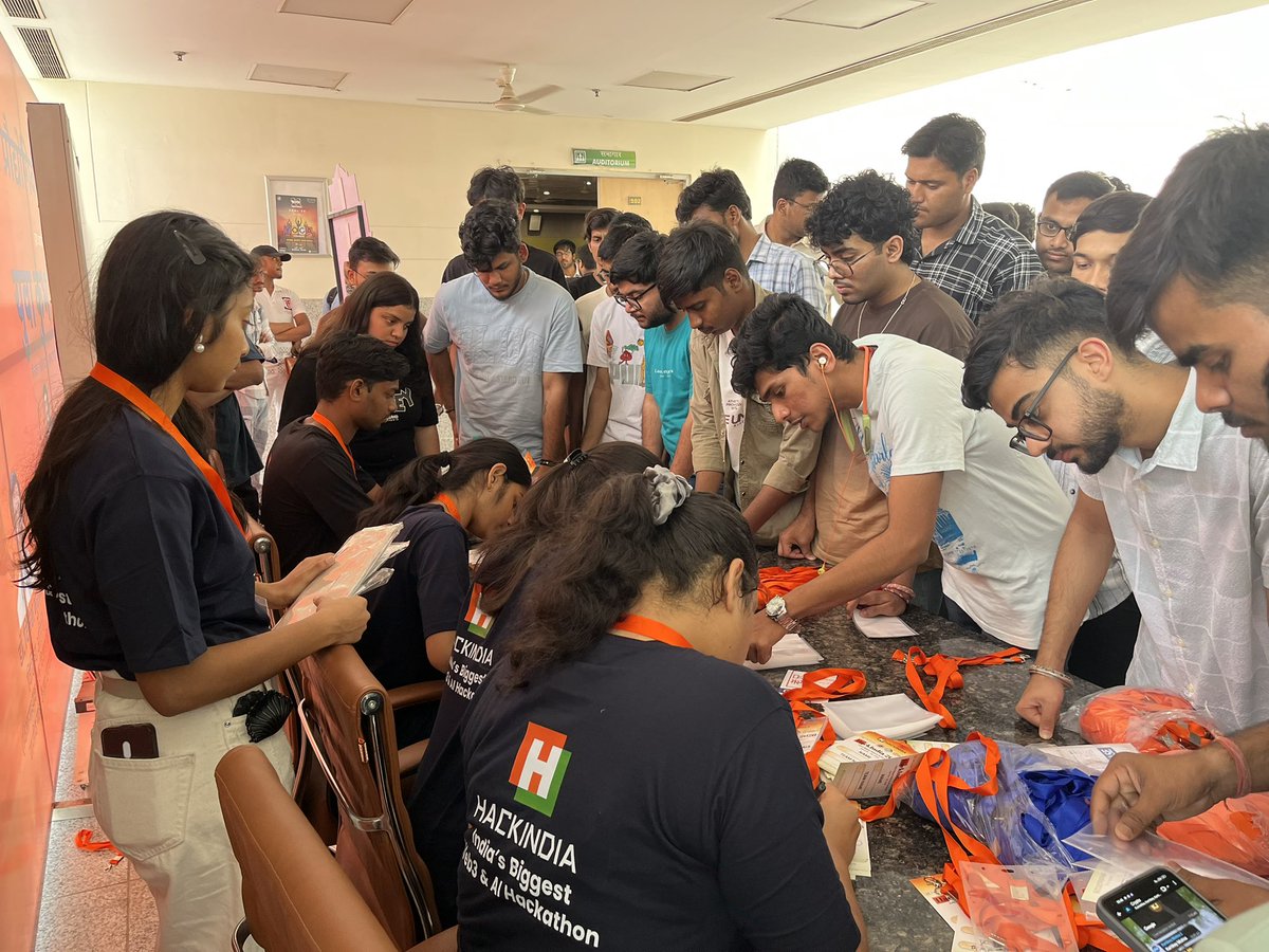 HackIndia tweet media
