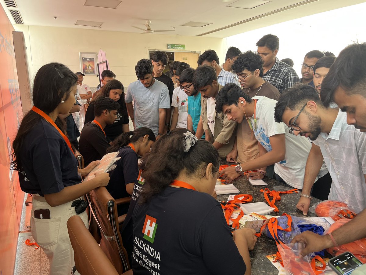 HackIndia tweet media