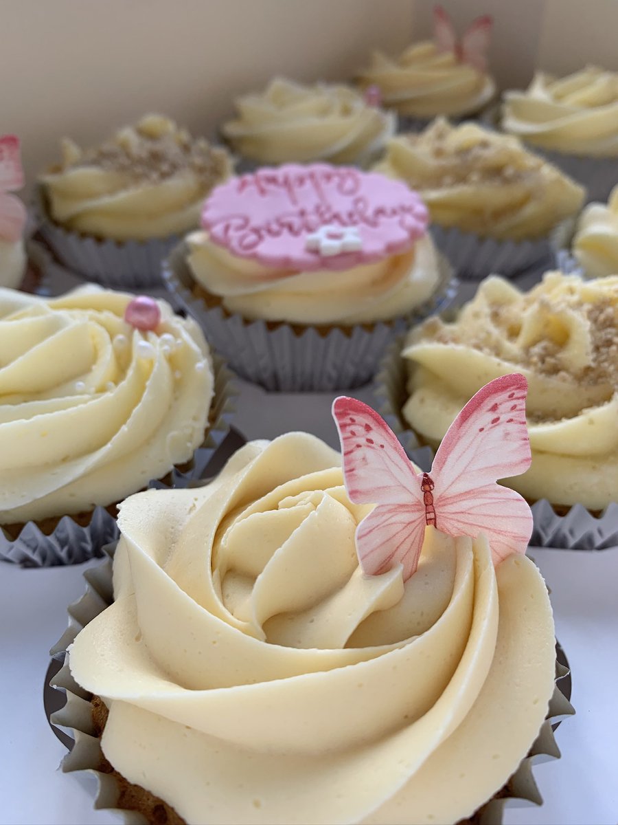 poppyscupcakes's tweet image. Salted caramel cupcakes for a 13th Birthday party…
Tel: 07824 705364 or DM
#firsttmaster #SweetTreats #LondonBakes #Shopindie #UKGiftAM #UKGiftHour #London