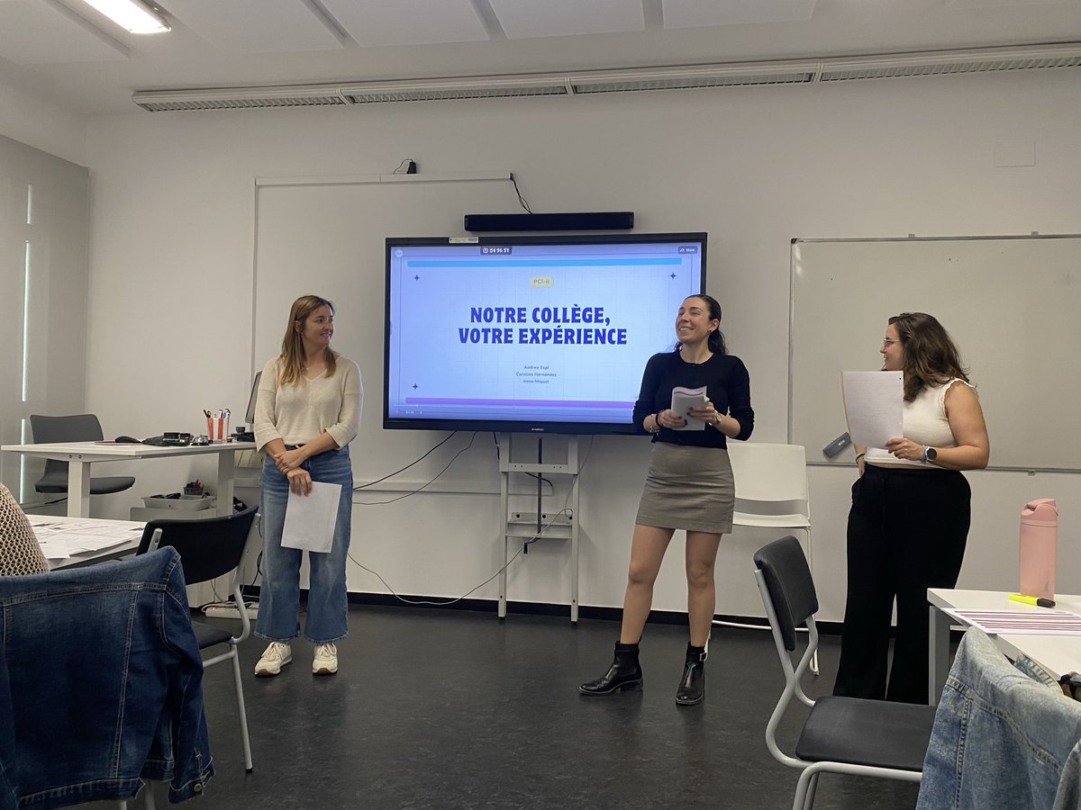 rosamariafelip's tweet photo. Avui fem l’última sessió sobre com fer projectes de comunicació integrats (tractament integrat de llengües) i les participants presenten els seus PCI i fan un microteaching al grup. https://t.co/kanzzyUzxU