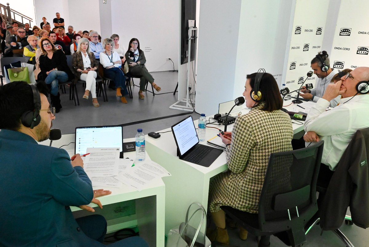 Participo en una entrevista en el programa ‘Gente viajera’ de <a href="/OndaCero_es/">Onda Cero</a> desde el MAS.
El escenario ideal para exponer a los oyentes el potencial de recursos culturales y turísticos con los que cuenta #Santander.
Seguimos creciendo y somos destino de referencia