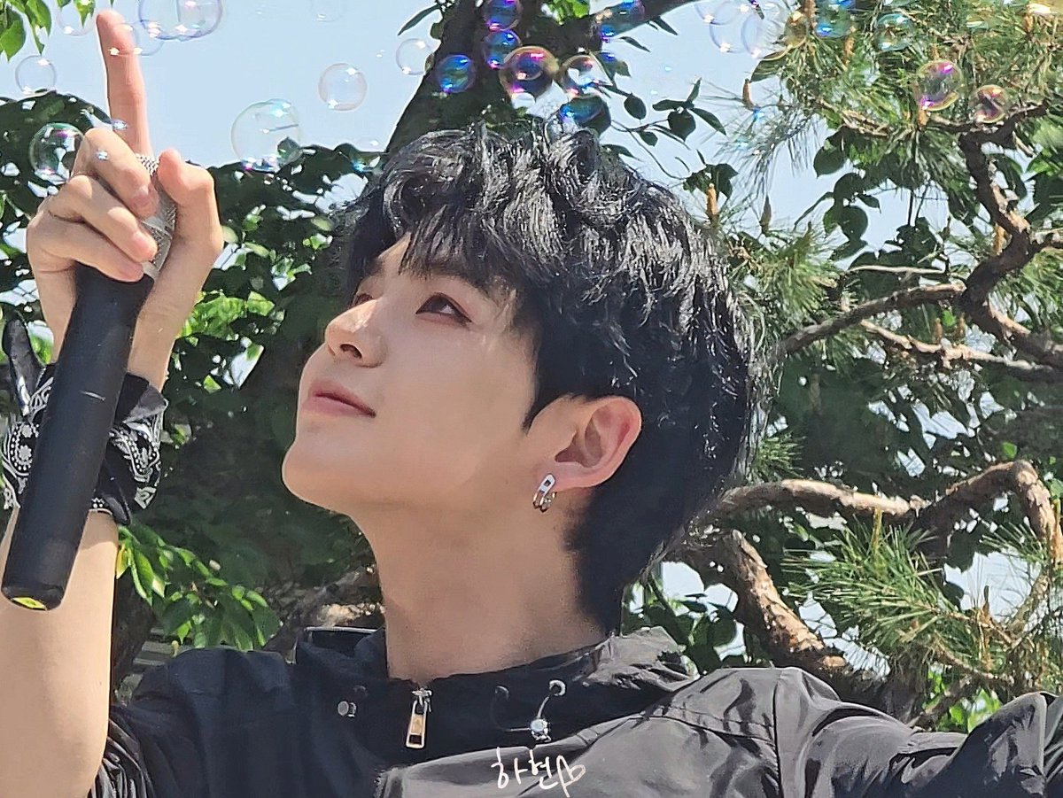 𝒉𝒂 𝒉𝒚𝒖𝒏 tweet media