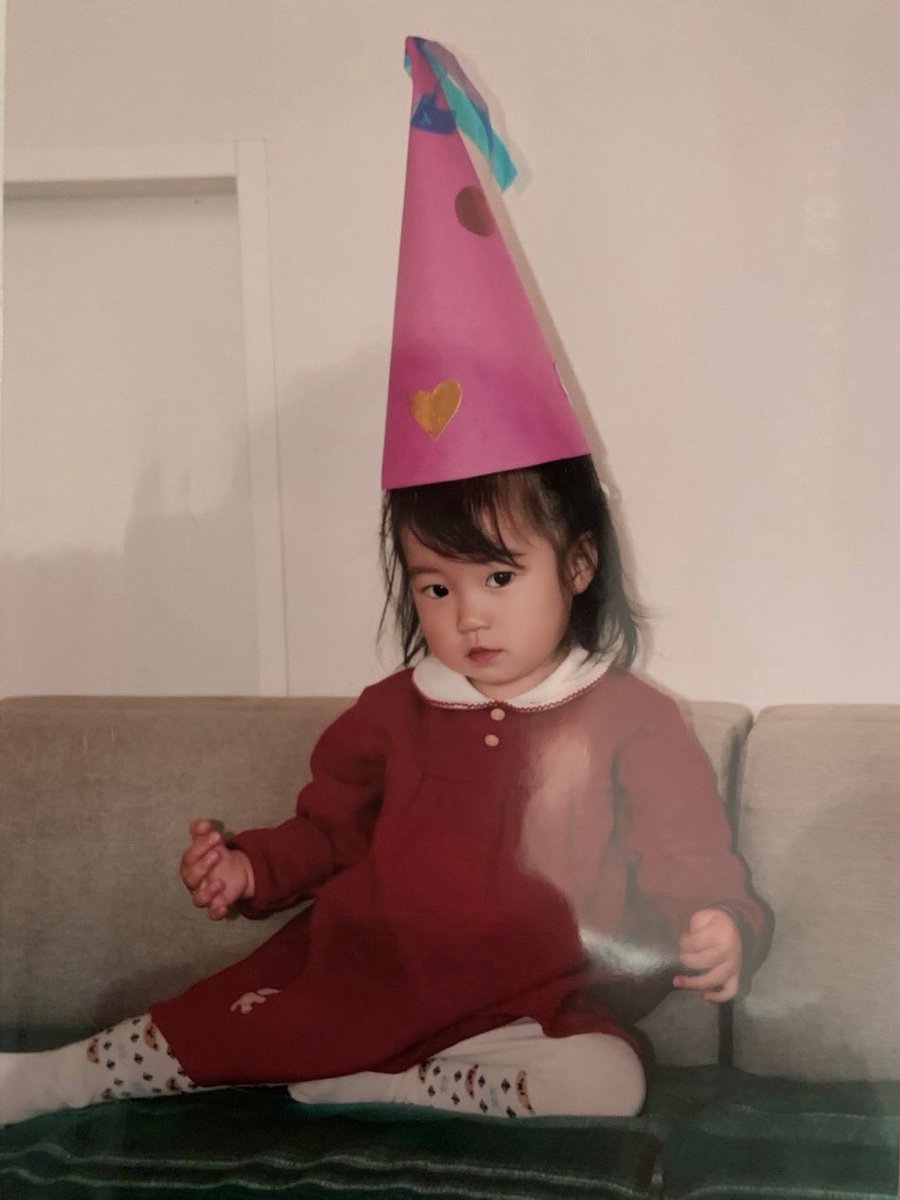 asaaenami's tweet photo. already 20! time really flies, right? i’m feeling so grateful for all the love and birthday wishes monstiez sent me. you guys really made my day feel more special, i’ll remember this for a long time! thank you for being here with me. ♥︎ https://t.co/oGmut2YyK3
