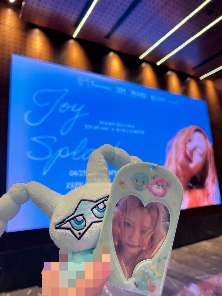 joy splash for the last time 💚