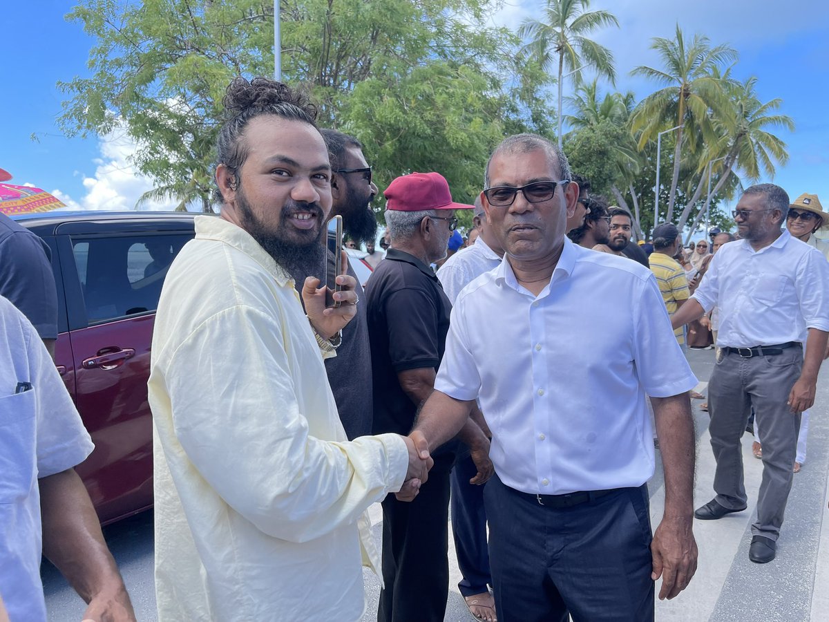 🌴 އަސްޢަދު tweet media