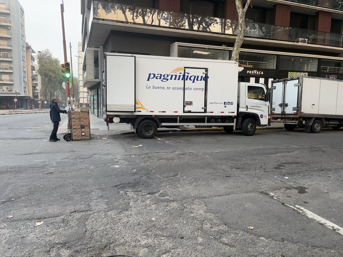 Batman del DFC ⚪⚫ tweet media