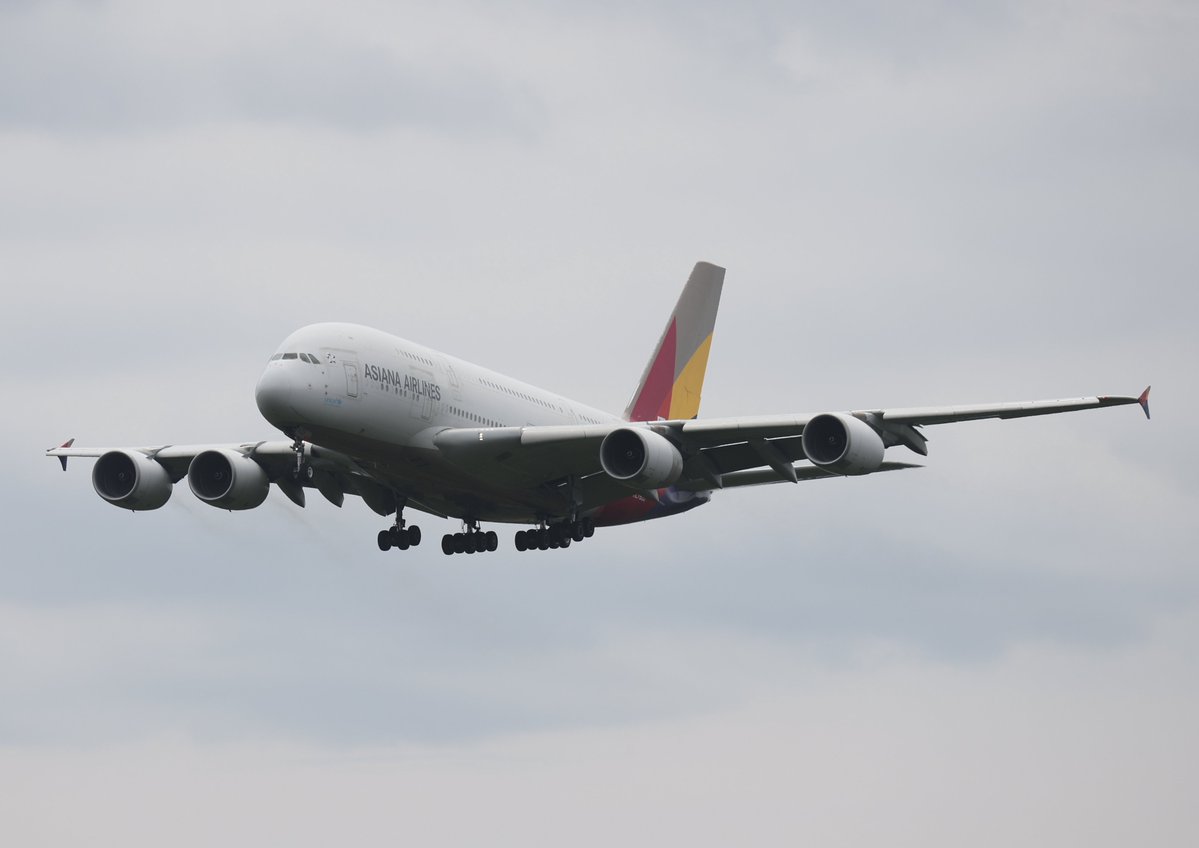 akira_raptor01's tweet image. 2026年4月25日
#成田空港（Narita International Airport）
#NRT #RJAA
③Asiana Airlines   Airbus A380-841   HL7635

※上りも撮ってますが省略