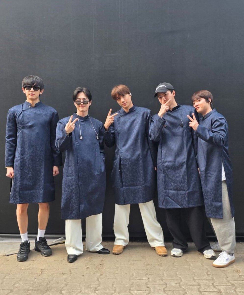 haze9l3's tweet photo. #엑소 https://t.co/GGVvo9DWwO