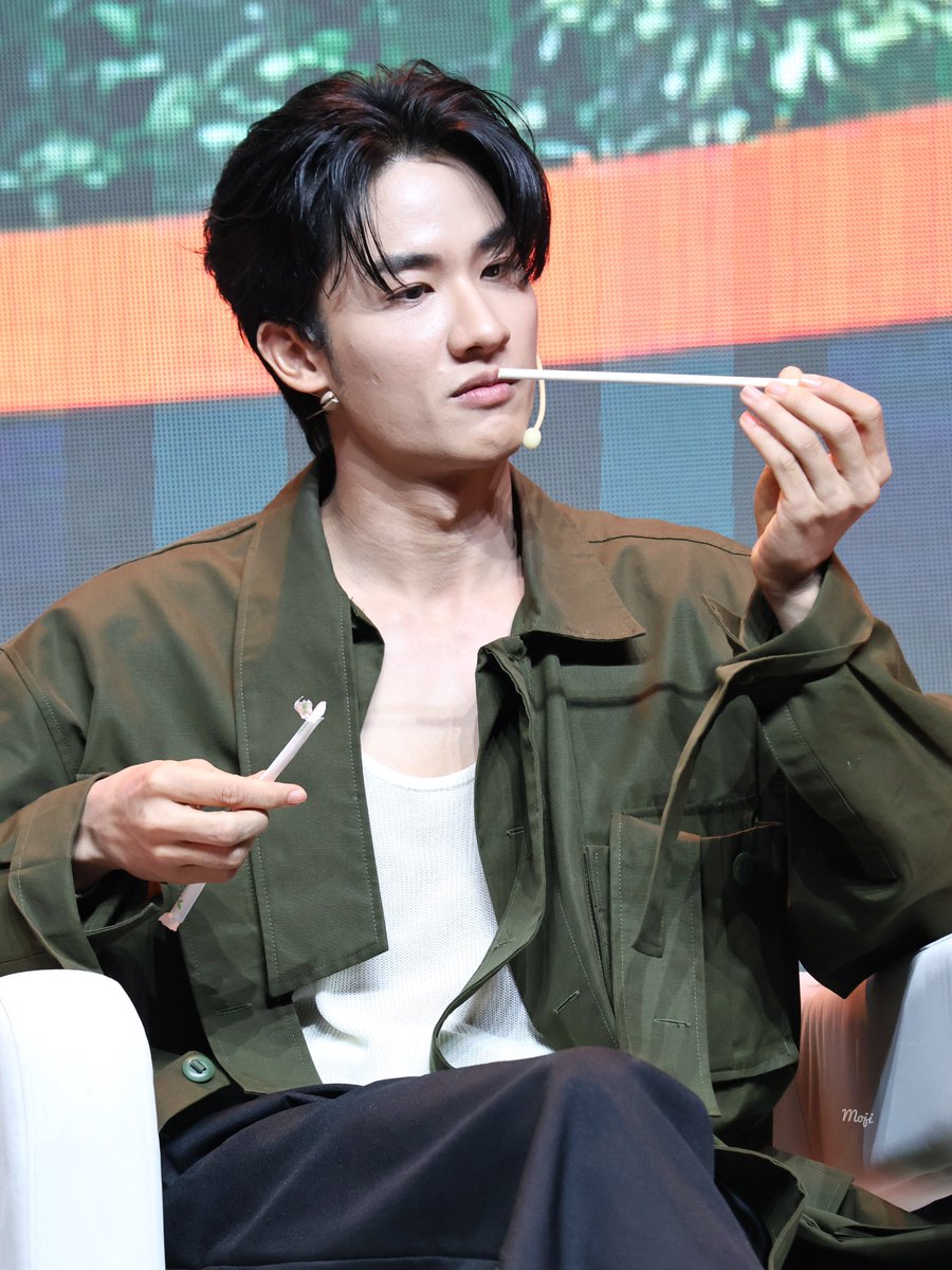 'Moji'🍡🍁ᴛᴀʏ ᴛᴀᴡᴀɴ ˚ ⋆｡˚ tweet media