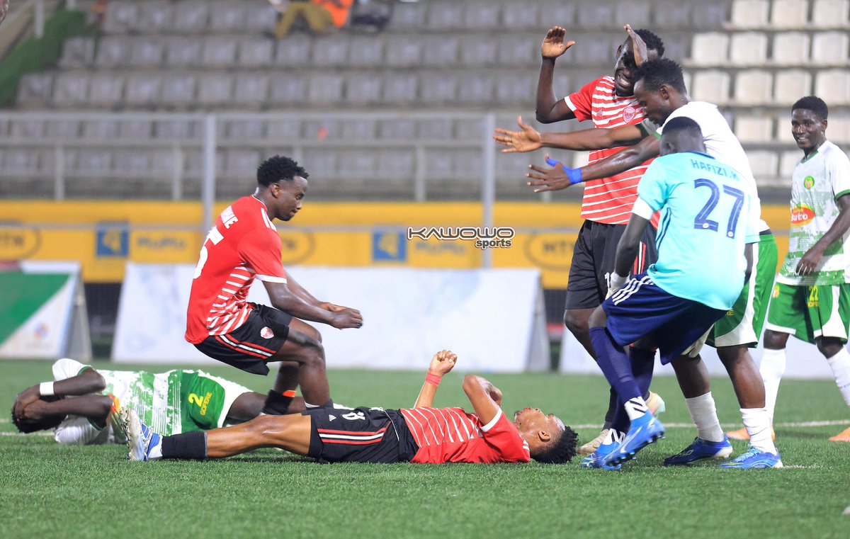KawowoSports's tweet image. PHOTOS: @ExpressFCUganda 0-2 @Bulfc1 | 2025/26 @UPL Season ⚽🇺🇬🔥

#KawowoUpdates | 📸 @BataImages