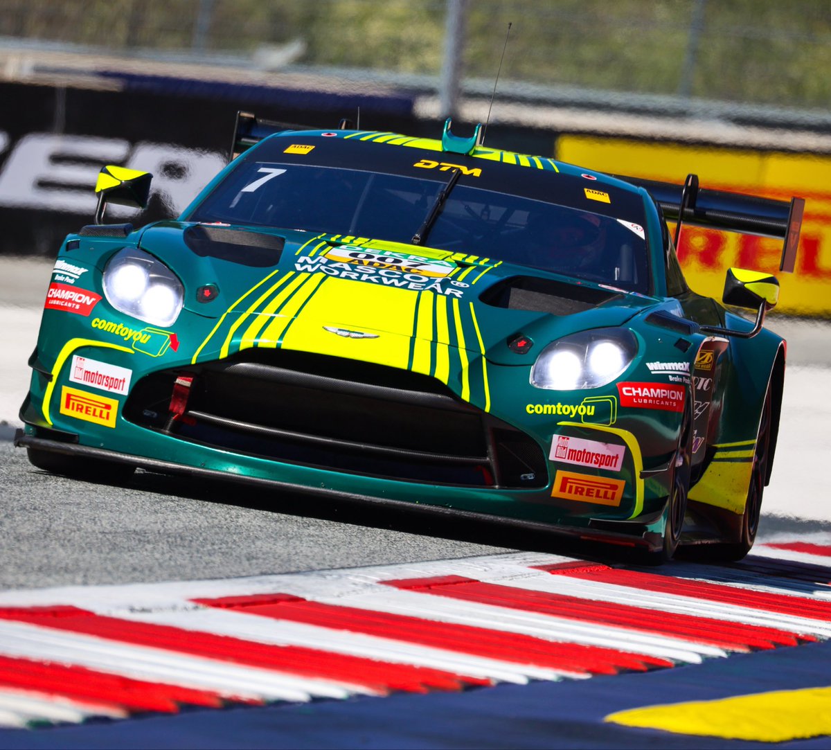 AMR_Official's tweet image. Vantage, DTM edition. Courtesy of Comtoyou Racing.

#AstonMartin #Vantage #DTM