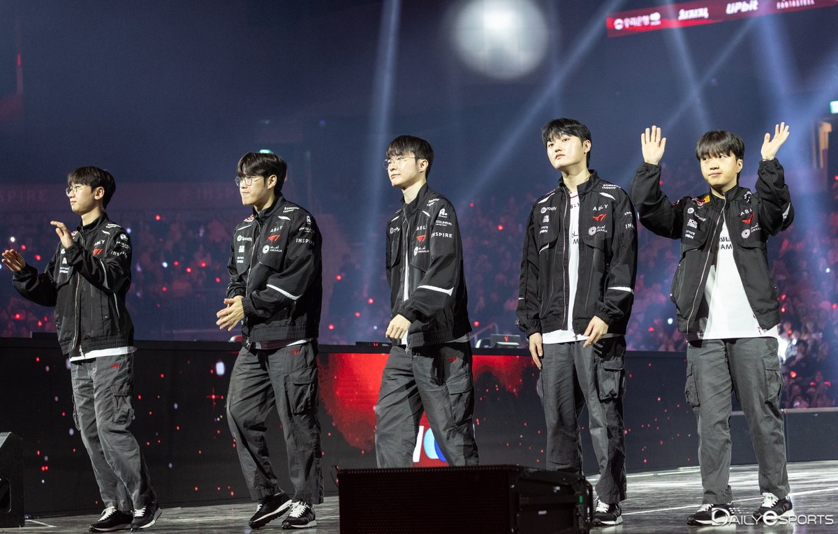 kenzi131's tweet image. [LCK] '페이커 6,000 어시스트' T1, 한진 2대0 격파  #LoL  #LCK  @LCK  .@T1LoL 

m.sports.naver.com/esports/articl…