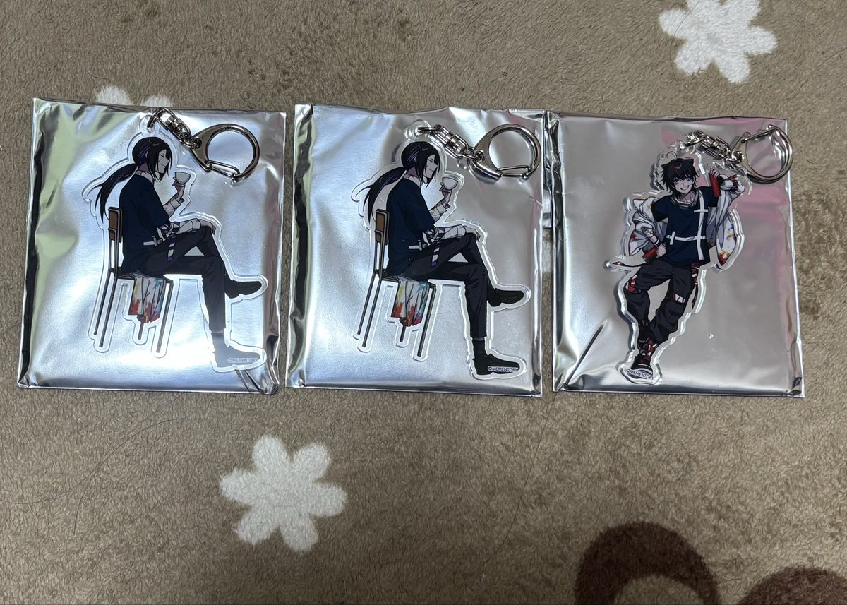 maruto0a's tweet photo. 『交換』超文化祭アクキー
譲:写真のもの
求:💻

お気軽に声掛けてください

＃メメントリグッズ交換
＃メメントリ https://t.co/oEamtuqAgb