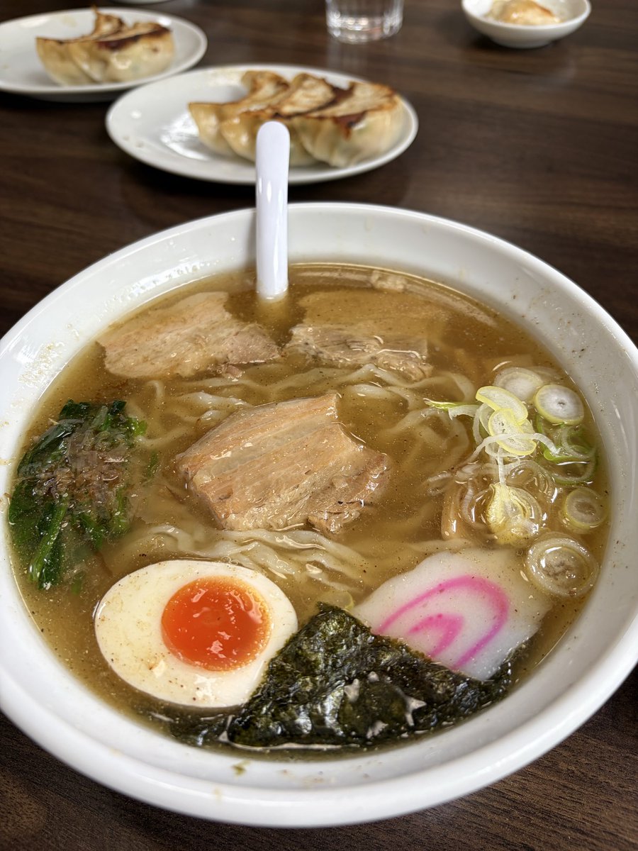 なっち tweet media