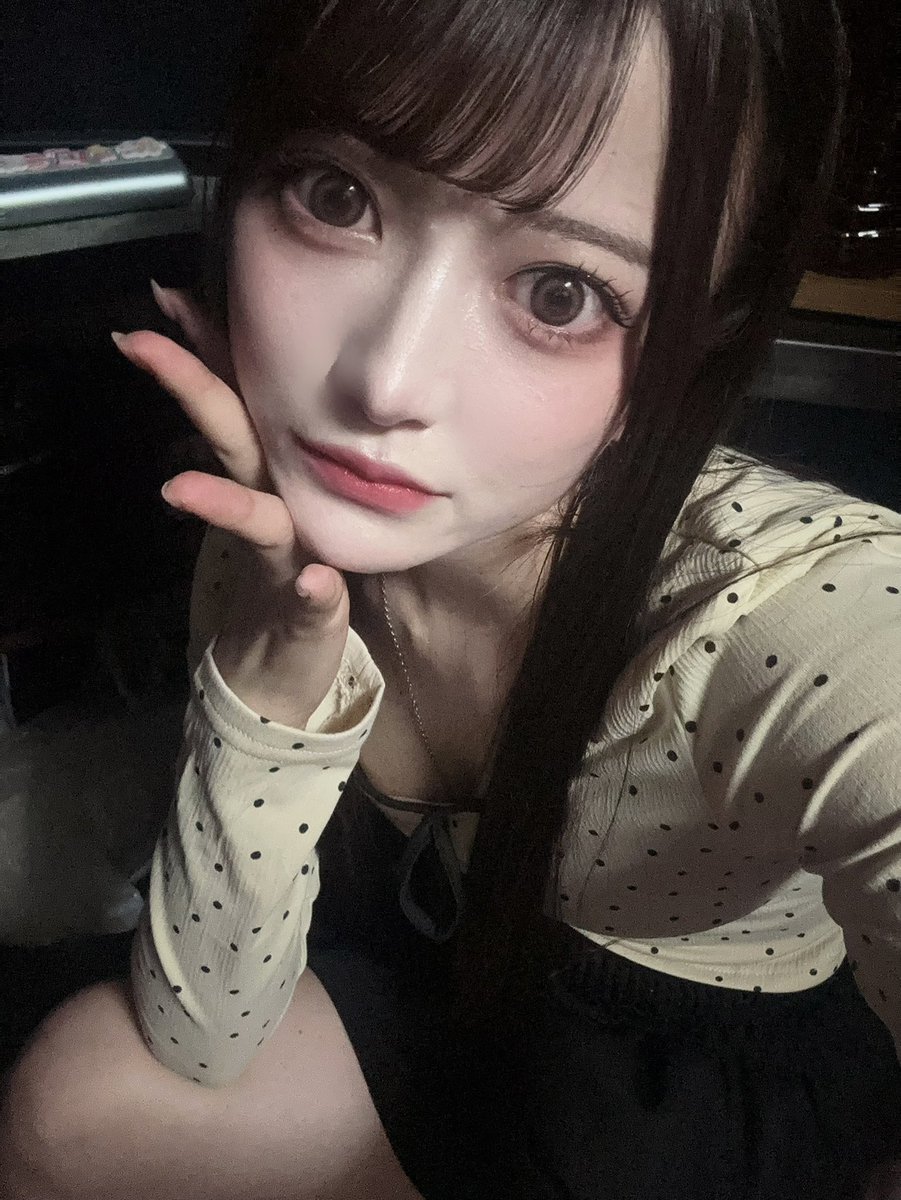 sio_pallet's tweet photo. ろぐいん！

太りましたスミマセンほんで前髪切りました

０時まで‼️ https://t.co/OrWeiu5Klw