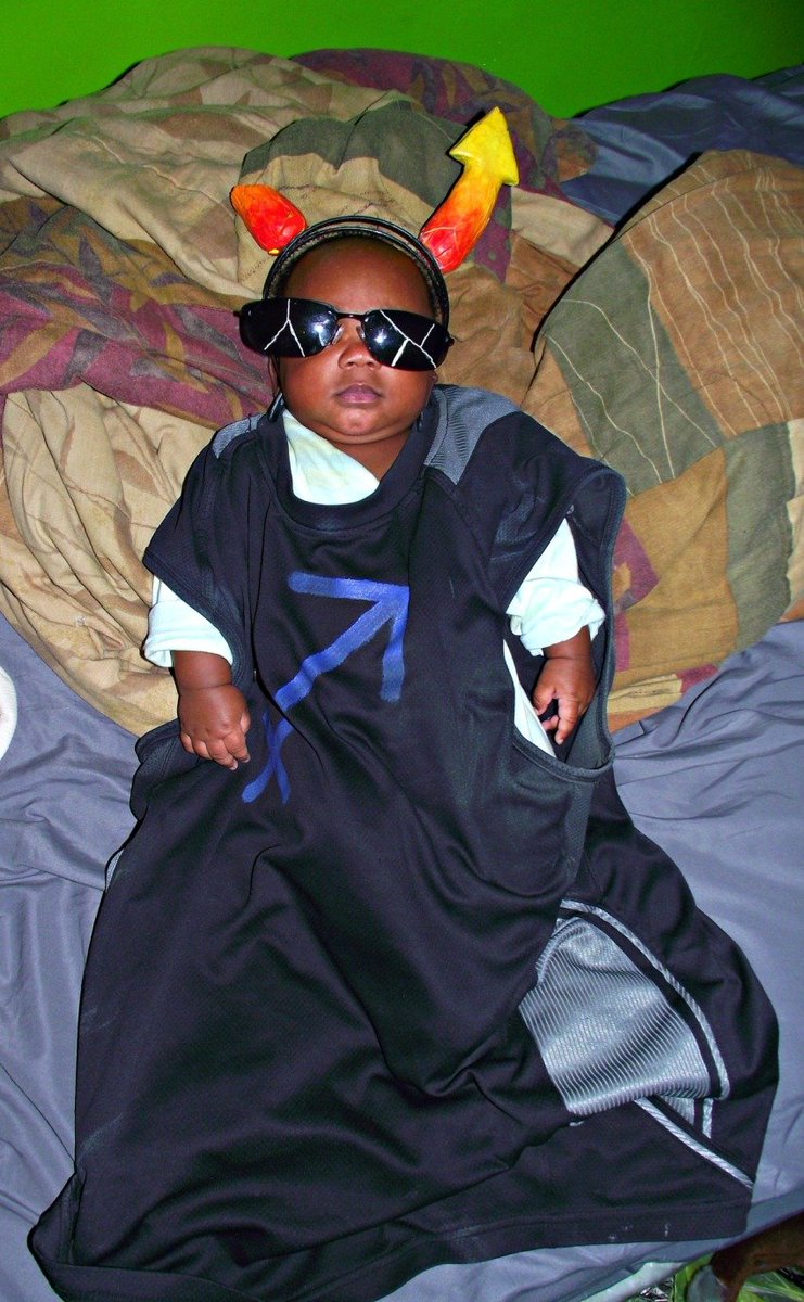 BLU3♐︎ tweet media