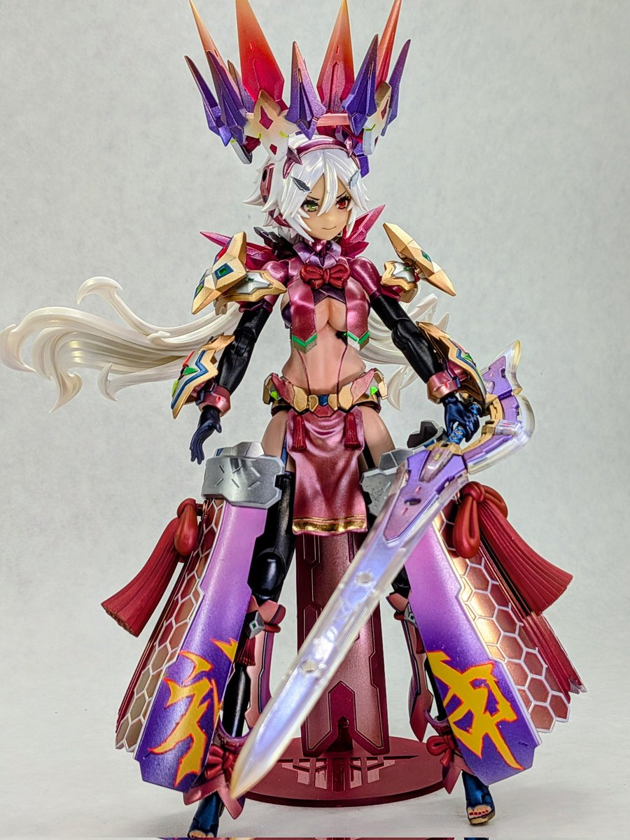 RT @ryugodzilla2000: 皇巫 スサノヲレガリア 腕の修復が完了して 武装