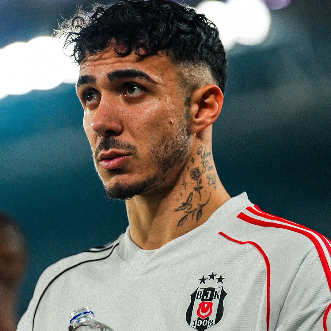 Boşuna Tıklama tweet media