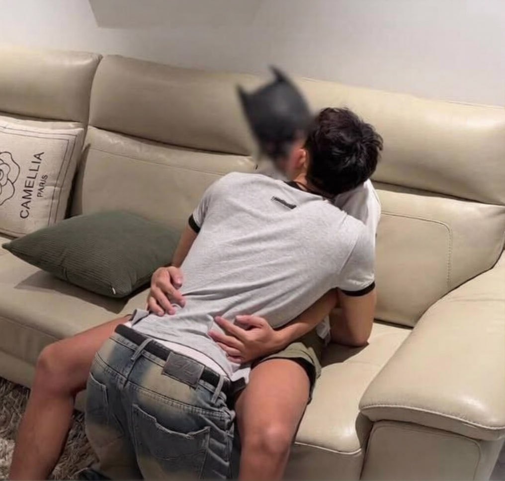 野裸小杰 tweet media