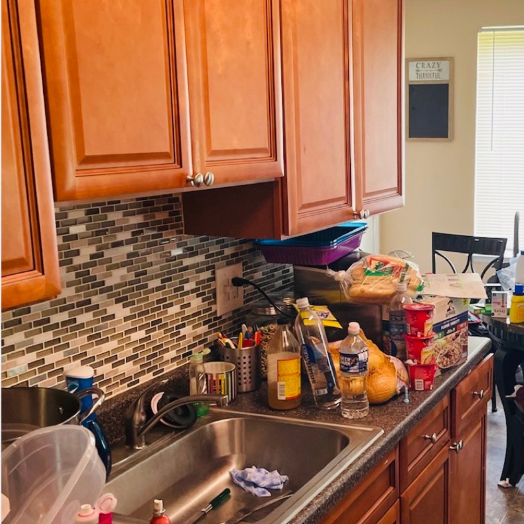 CleanPolish_'s tweet photo. Happy Weekend! ✨

We turn busy kitchens into spotless, stress-free spaces you’ll love coming home to.

📲 Call or text 240-319-8373 for your FREE quote today!

#CleaningServices #DeepCleaning #HomeCleaning #CleanHomeHappyLife #BeforeAndAfter https://t.co/J19aF0Bzjy