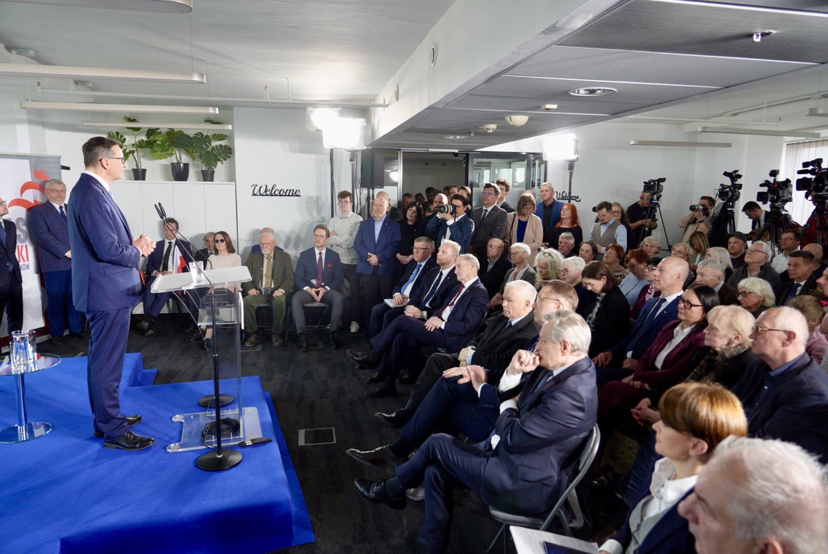 Mateusz Morawiecki tweet media