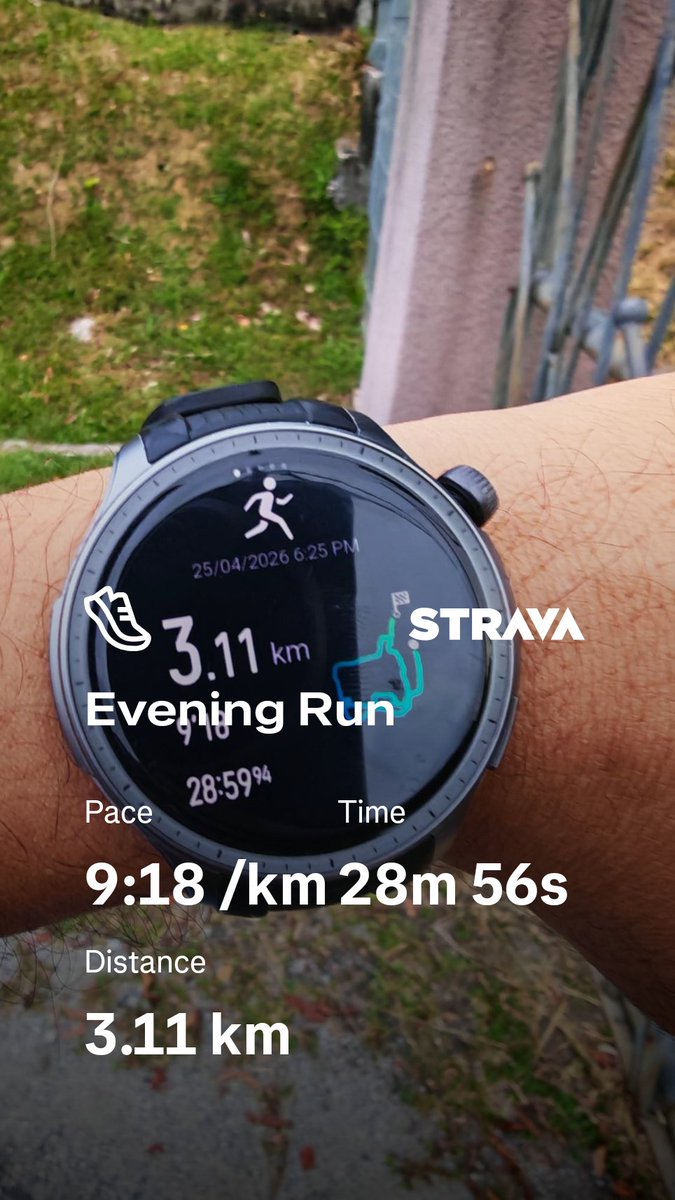 encikmeor4life's tweet image. You are not alone
I am here with you
Though you're far away
I am here to stay

#hustledemihasil #run #funrun #bukanrunnertapinaksihat #Larilah #weekendrun #RunningThreads