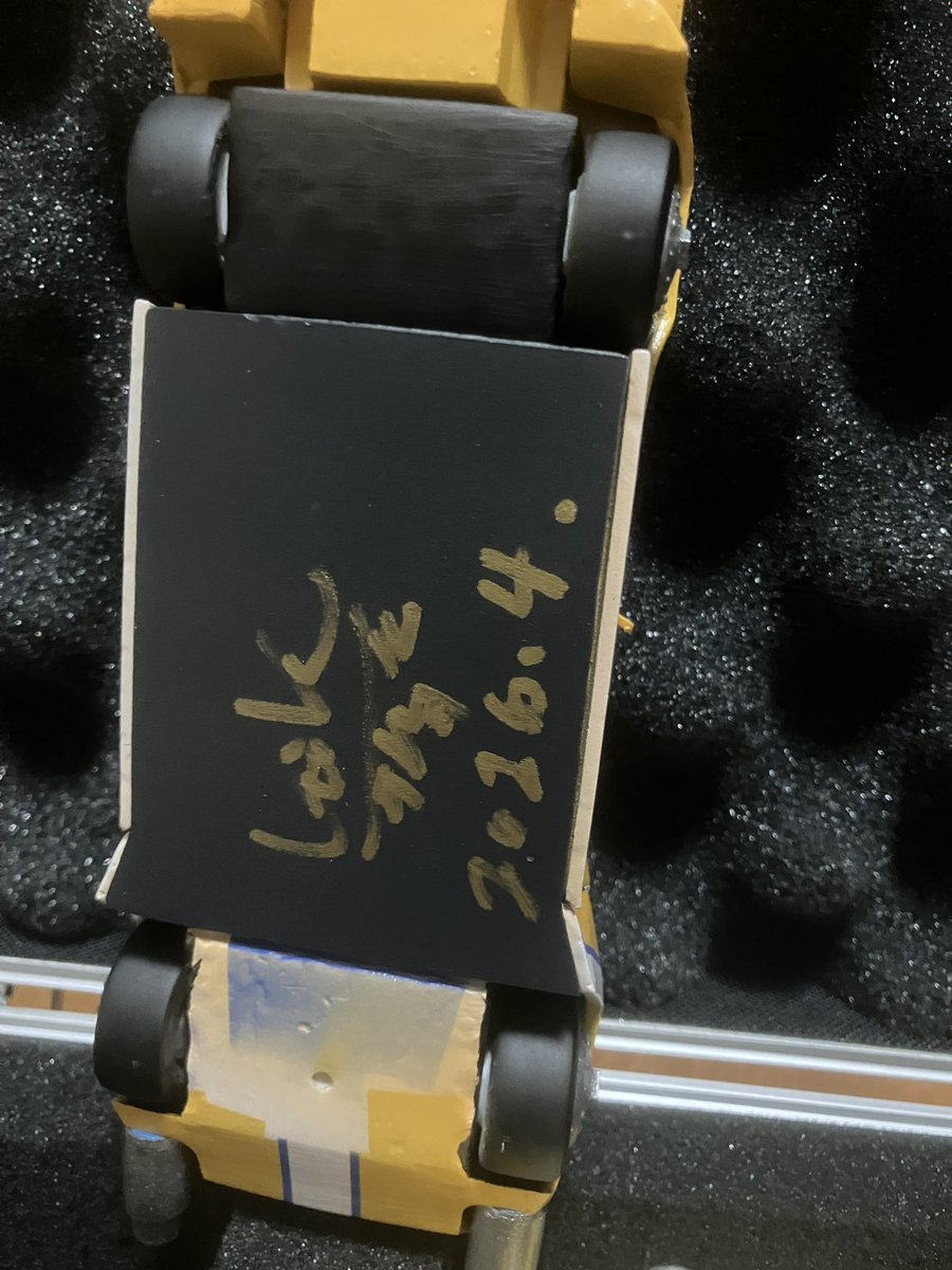 ホーホン tweet media