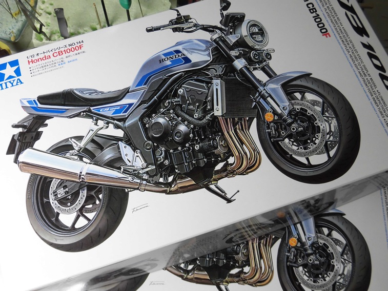 ReiModeling's tweet photo. 1/12 HONDA CB1000F 製作１ページ  https://t.co/GIJoutAiaY 詳しくはブログで。

こちらのキットに着手していきます💪 https://t.co/xWg74ROUut