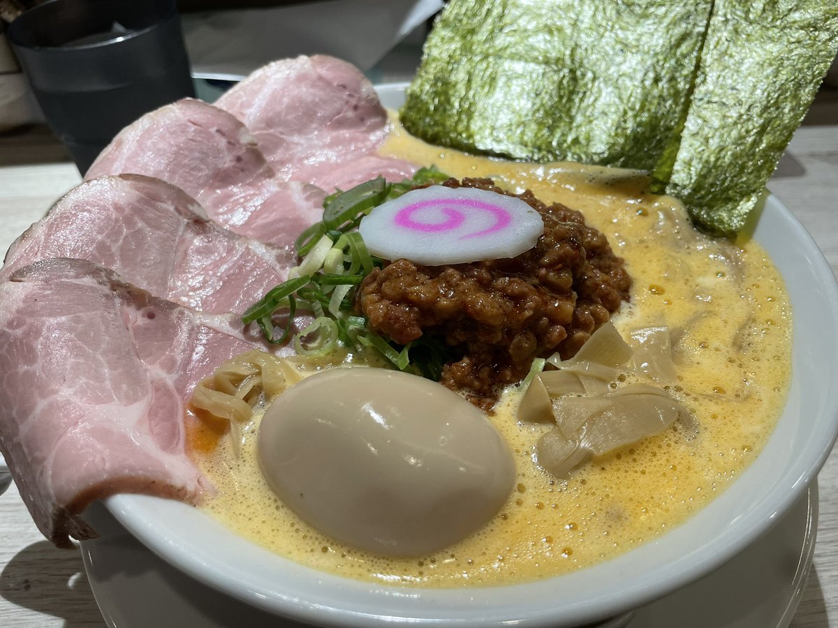 二キ tweet media