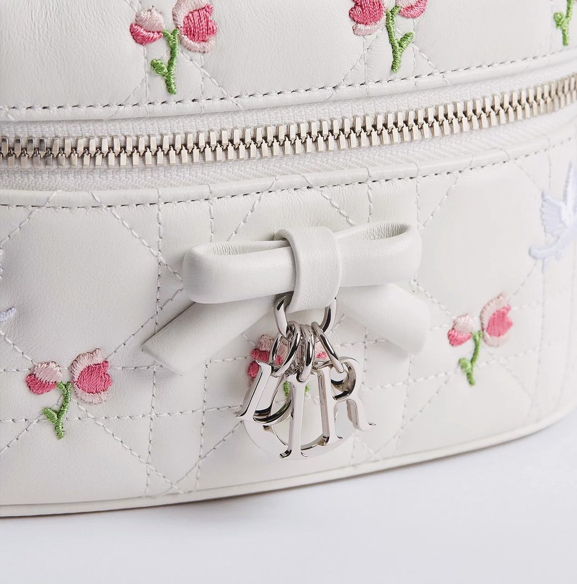 Beauty ✨ tweet media