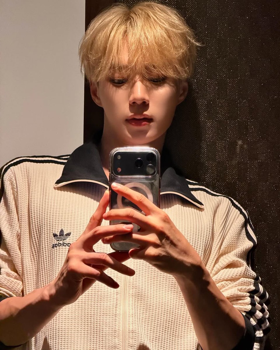 slow 로로 tweet media