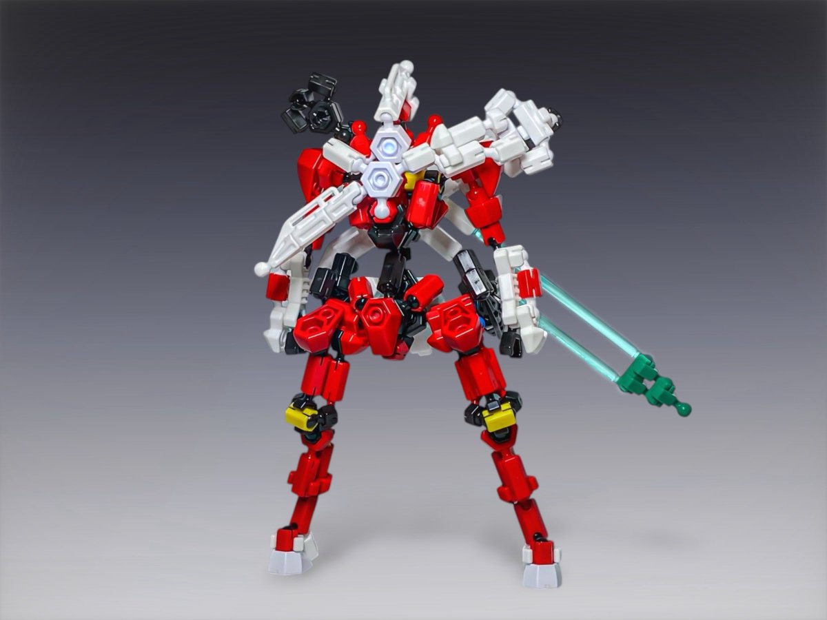 hivVari's tweet photo. アソブロック作品No.40
「UND-04 D.E.F. ルミナス・ラキュナ」
オリメカシリーズにおける主役機イメージの機体
大剣×大剣=大剣という脳筋感溢れる近接戦に特化した装備が特徴
各武装の詳細は以下に続きます
#アソブロック #ASOBLOCK #ARMS_SOLID #mech https://t.co/avai12E3oz