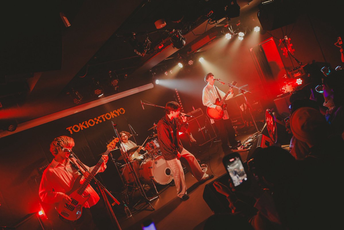kaede_k99's tweet image. TOKYO FLASH⚡️
最高な1日でした

次はone-man LIVE
皆さん、遊びに来てください❕

McGrady、日野健太、Bentham
ベビドラ、北林楓
最高な仲間ができました。
ありがとうございました

#TOKIOTOKYO
#LIVE