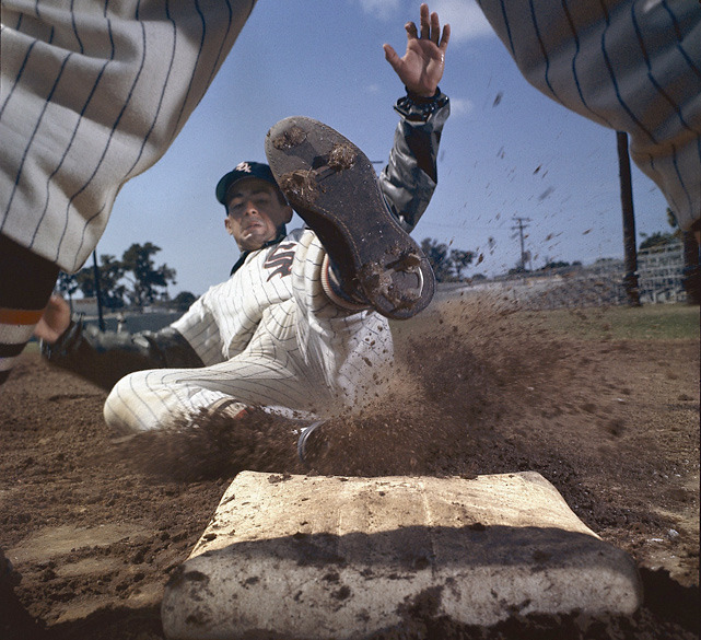 "Luis Aparicio is the only guy that I ever saw go behind second base, make the turn and throw Mickey Mantle out.
He was as sure-handed as anyone."
Phil Rizzuto.
"Luis's the best I've ever seen.
He makes plays which I know can't possibly be made, yet he makes them almost every