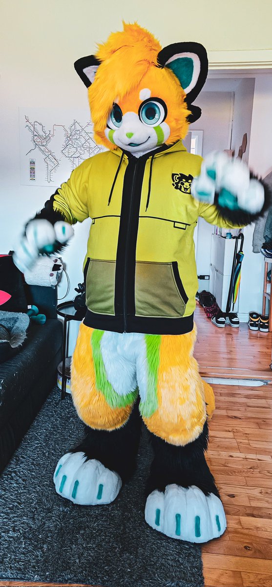 *wiggly arms*
