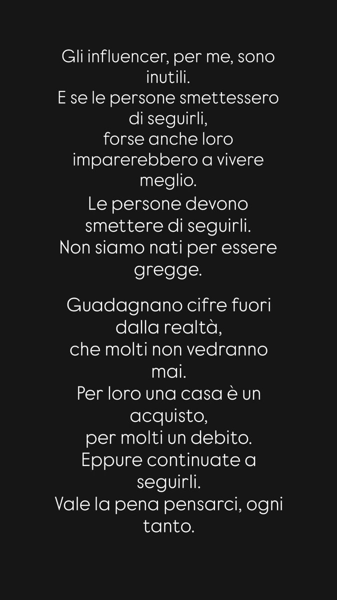 christinemstrg's tweet photo. #Italia  #italiani #influencers #basta https://t.co/HNrDcKTdo1