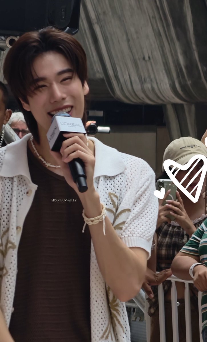 มะเหม่ว tweet media