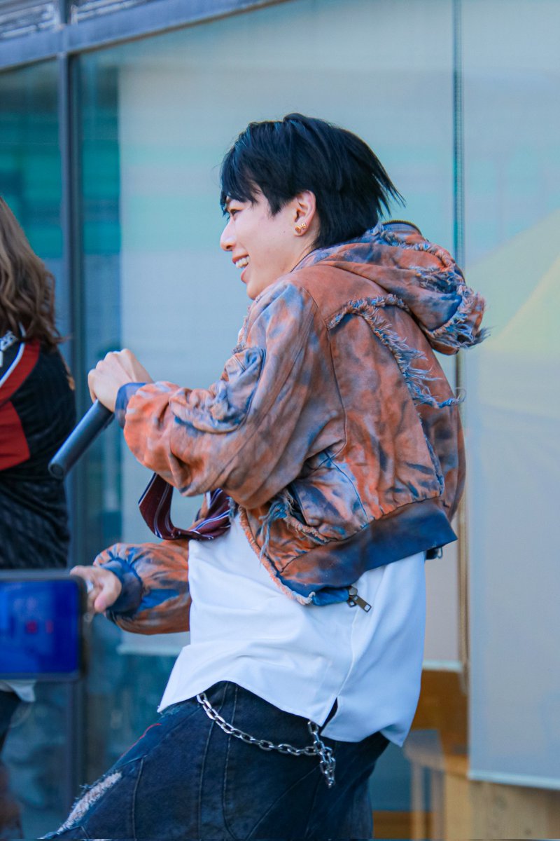 みおち tweet media