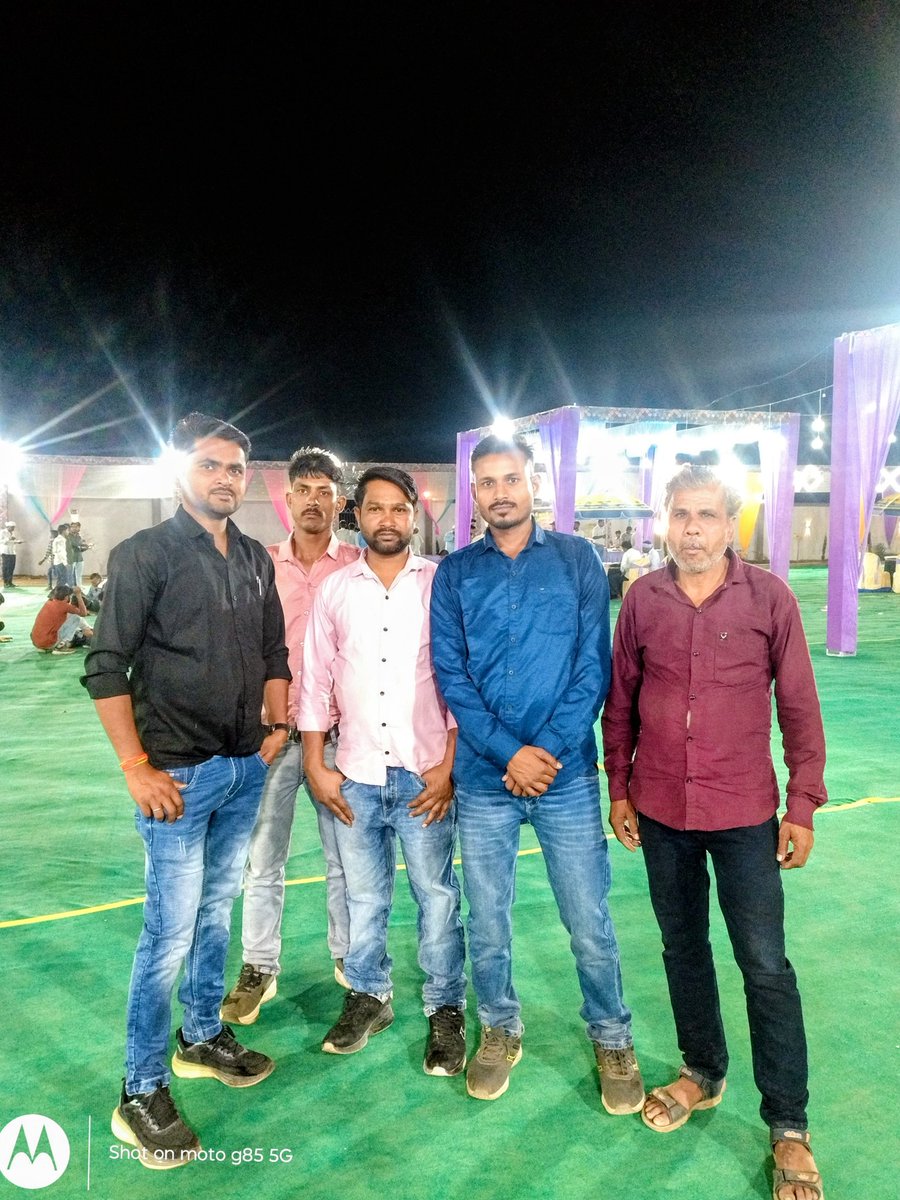 Ajay7249's tweet photo. #रैपुरा परिक्षेत्र एवं #रिठी परिक्षेत्र की शादी समारोह एवं तिलकोत्सव में सम्मलित हुआ https://t.co/Ab7OvDurp0