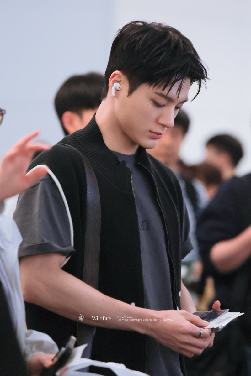 𝐖𝐢𝐥𝐝𝐟𝐢𝐫𝐞. tweet media