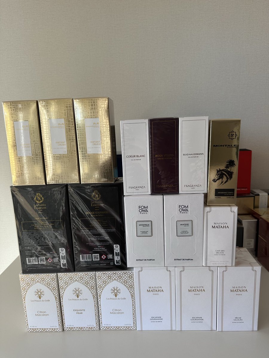yassb_c's tweet photo. Y a de tous les goûts et tous les budgets (50-300€) et au meilleur prix nan si vous trouvez pas votre bonheur chez moi je sais pas ce qu’il vous faut de plus.. https://t.co/KGjGEGwrqo