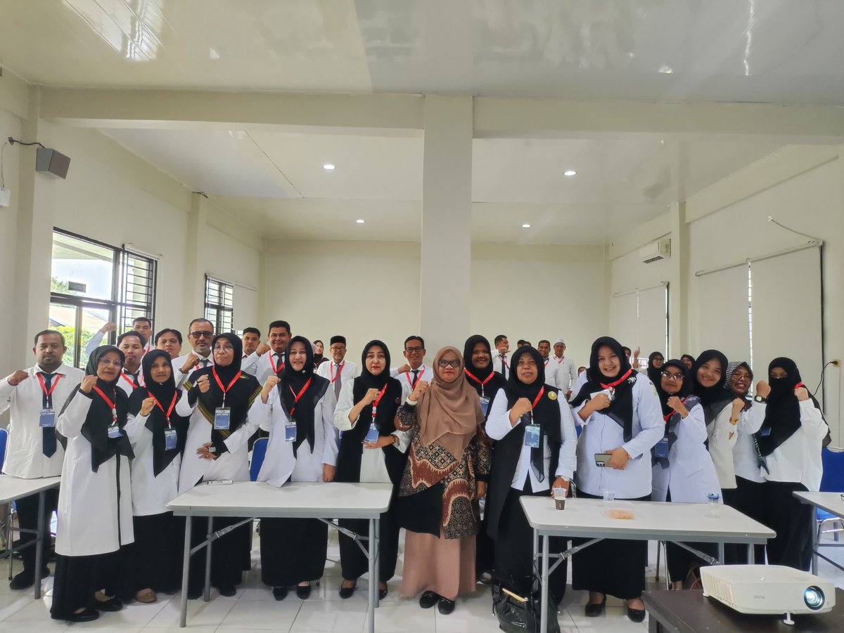 ACEH_Foundation's tweet image. Materi Gender, Minoritas, dan Kelompok Rentan

#YARA #Paralegal #diklat