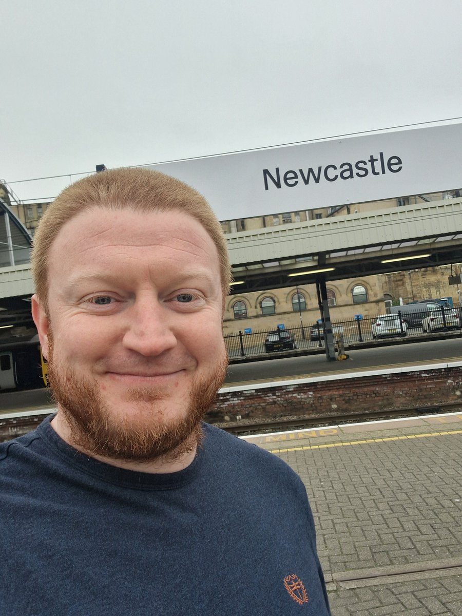 coco3417's tweet photo. Vamos...

Incognito mode for the Geordie Gooners today 
🔴⚪️

#COYG #UTA

@Arsenal

Make sure we get the 3 points today to make the journey home pleasurable! https://t.co/cEPaNmIF78