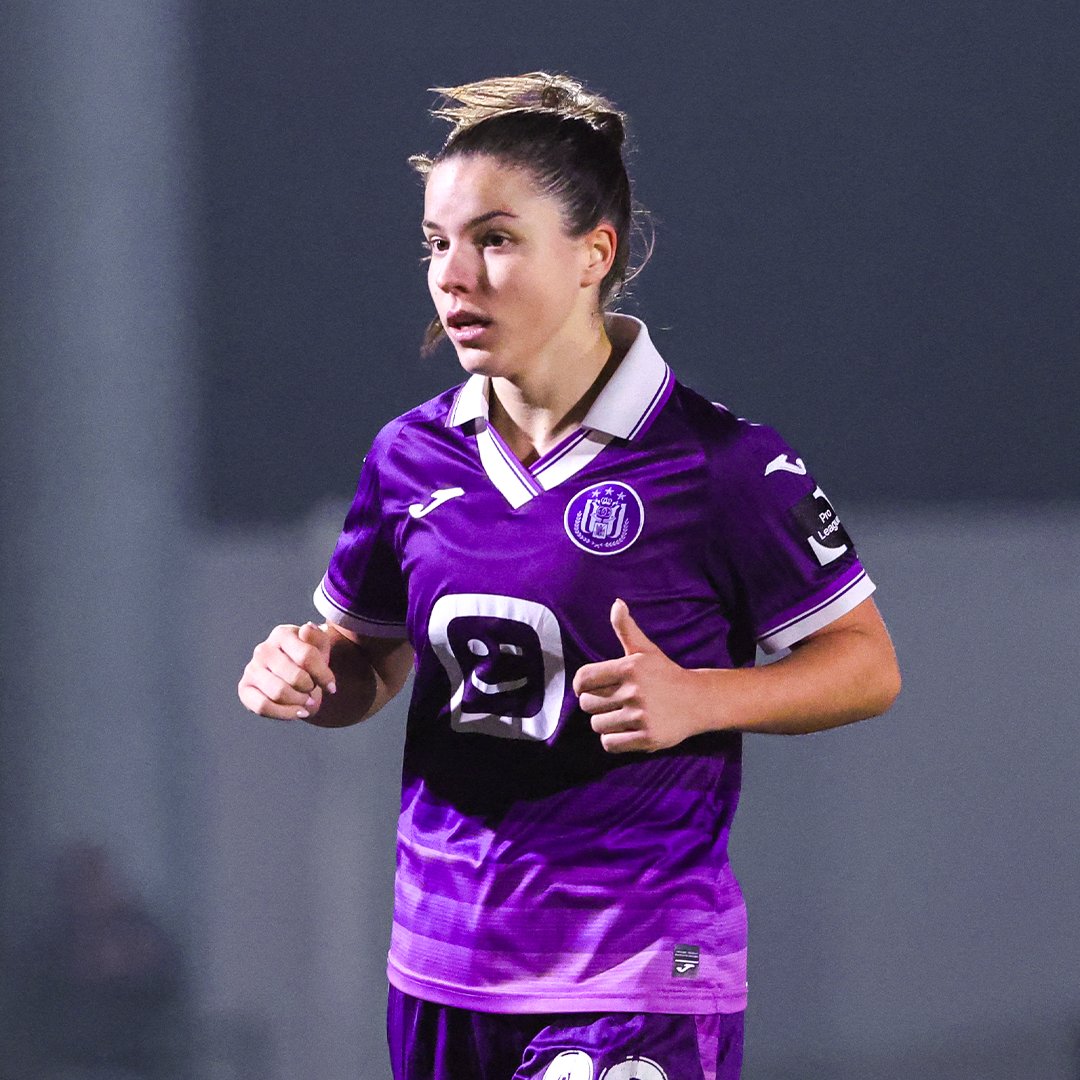 DAZN_BENL's tweet photo. 🇧🇪 RSCA Women - Standard Femina
🕐 LIVE vanaf 13u30
📲 GRATIS in de DAZN-app
🔗 https://t.co/BH6sL3t8dX
🎙 Jan Rummens
#LSL #ANDSTA https://t.co/U2kvce5mpX