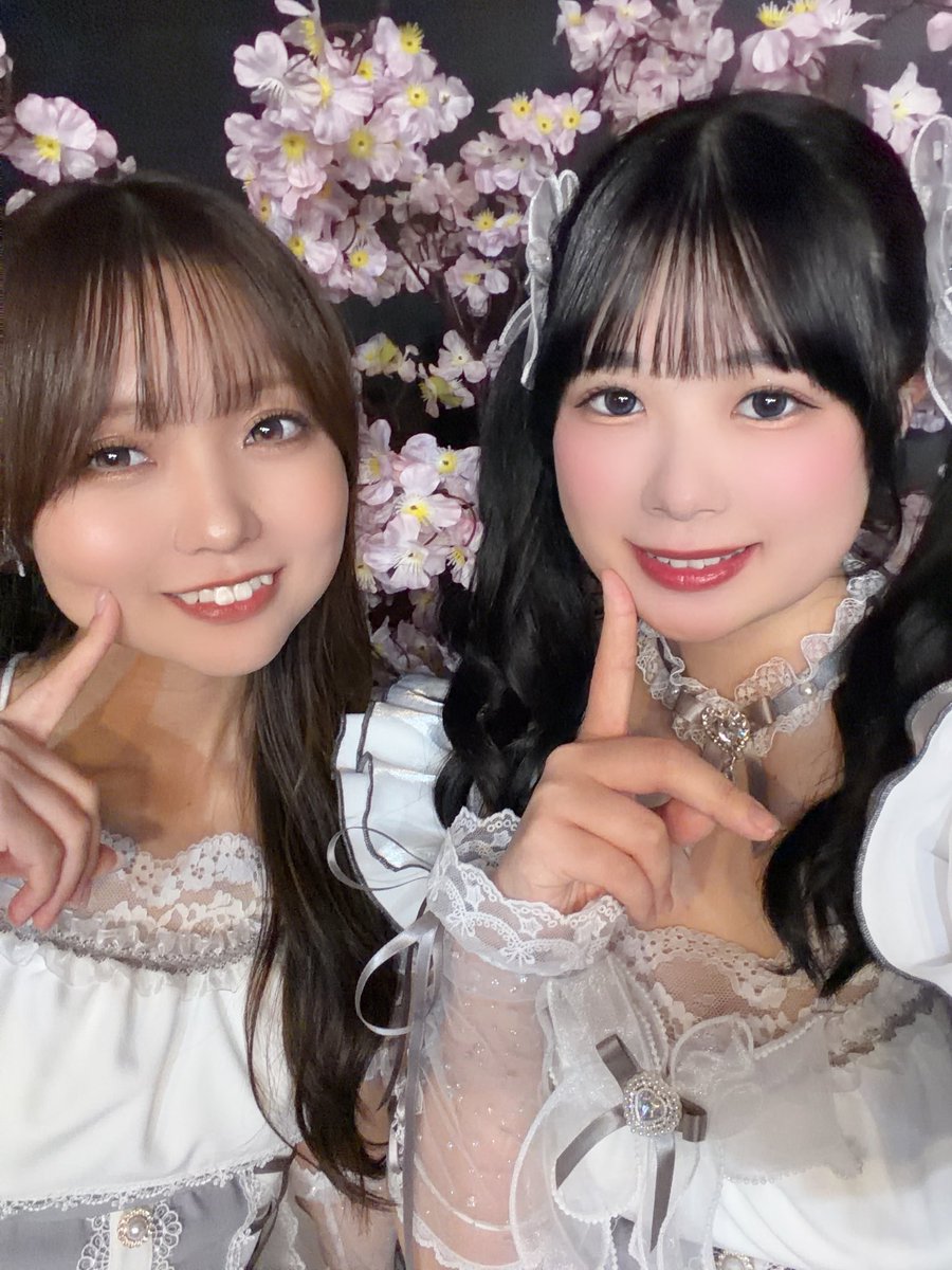 ちぃななでTikTok撮ってみたよー！！
見てねえ♡♡♡

#TikTok vt.tiktok.com/ZS96NDTjN/