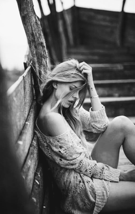 "J'aime écouter. Cela m'a permis d'apprendre énormément de choses. La plupart des gens n'écoutent jamais."

Ernest Hemingway