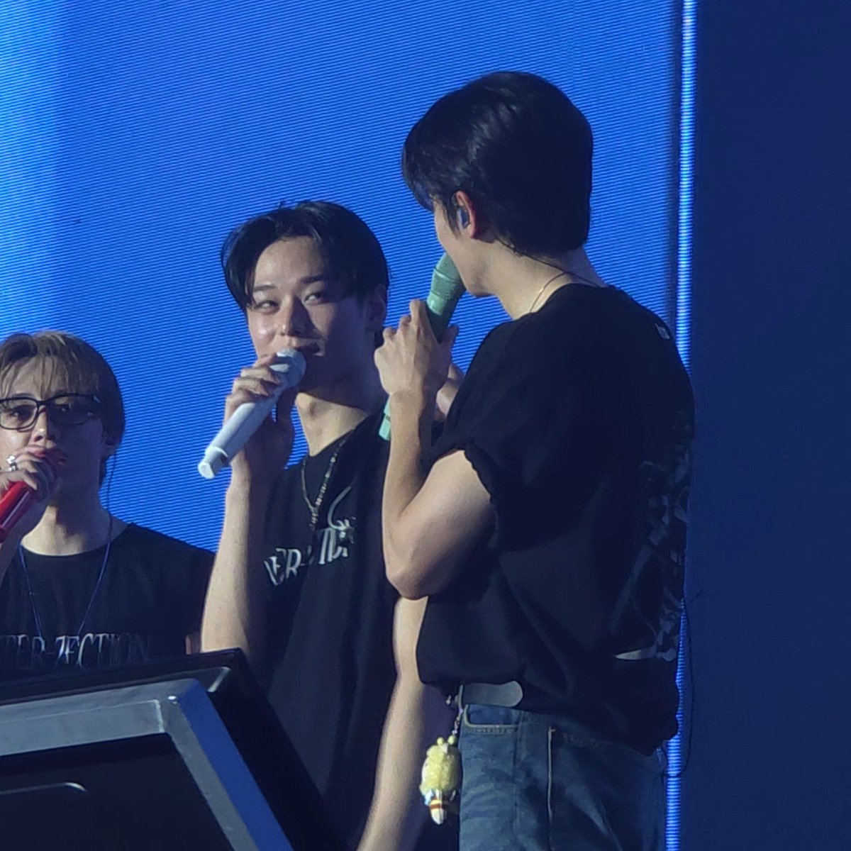 이함놈 tweet media
