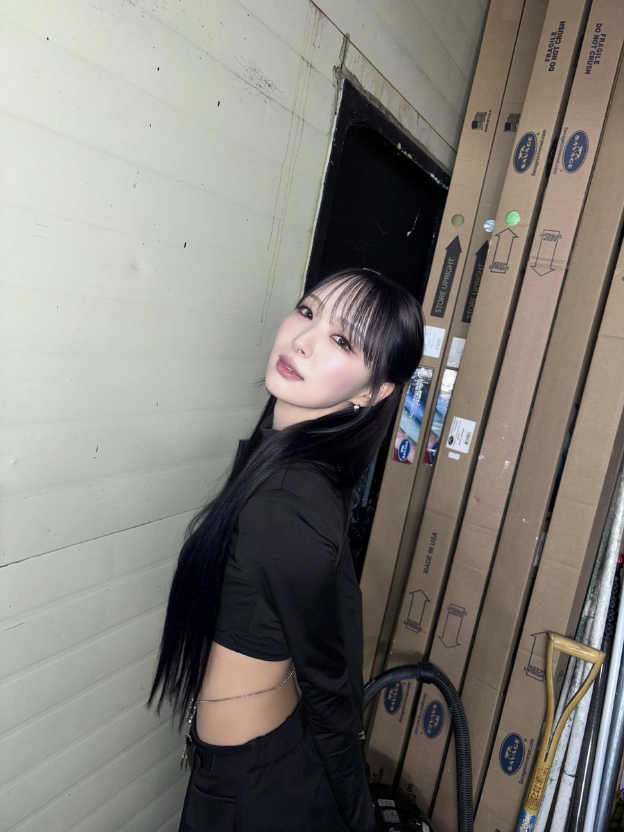 loveone_twt's tweet photo. [#유메]

에센셜🖤

#LOVEONE #러브원 #YUME https://t.co/Rf1opP4tJp