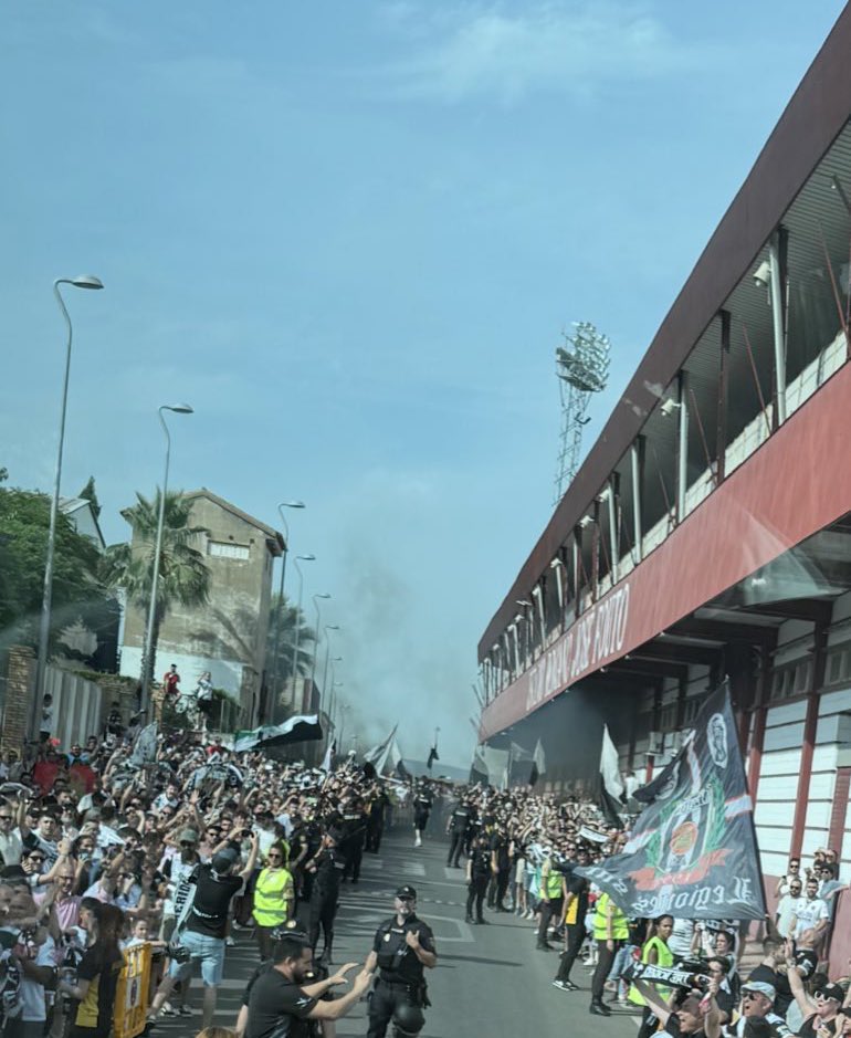 ▪️¿Que hay que valorar positivamente cómo estamos institucionalmente? Sí.

▪️¿Que no me sale de los cojones tirar unos playoff a la basura? También.

4 partidos. 12 puntos. No hay más.
<a href="/Merida_AD/">A.D. Mérida</a> <a href="/Futbeltran/">F.Beltrán</a>