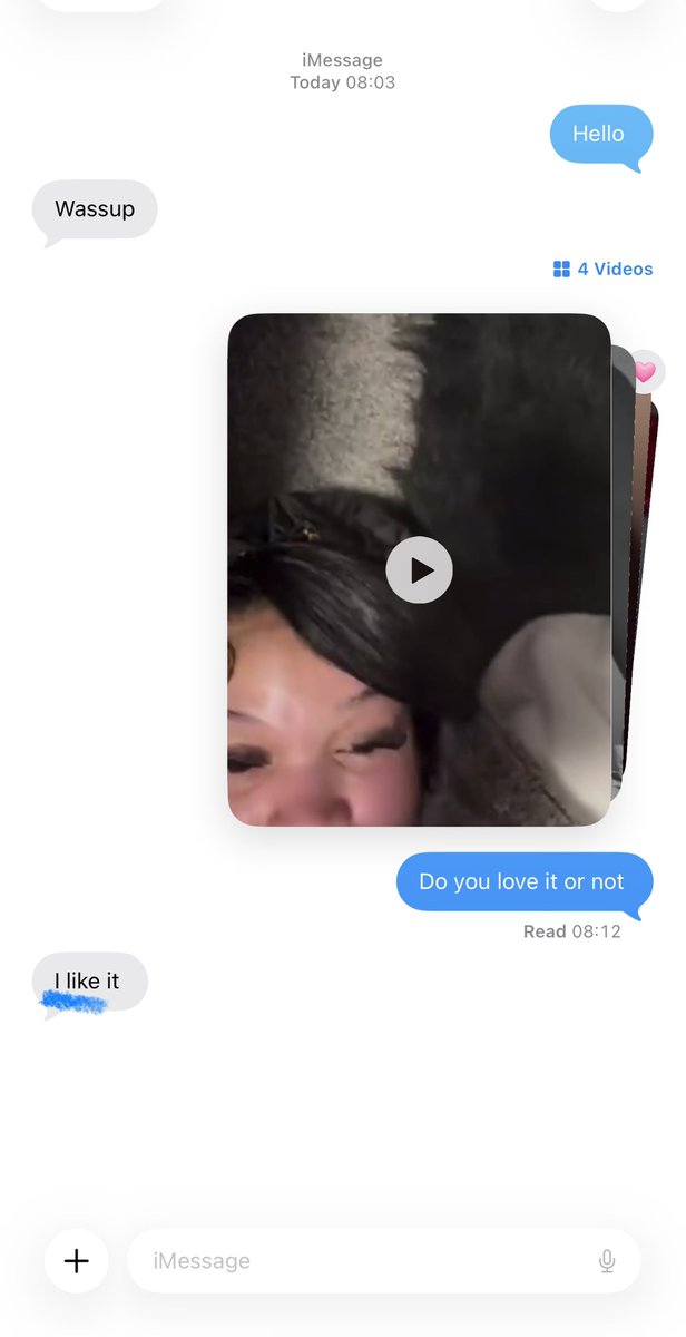 brooklyn kisses tweet media